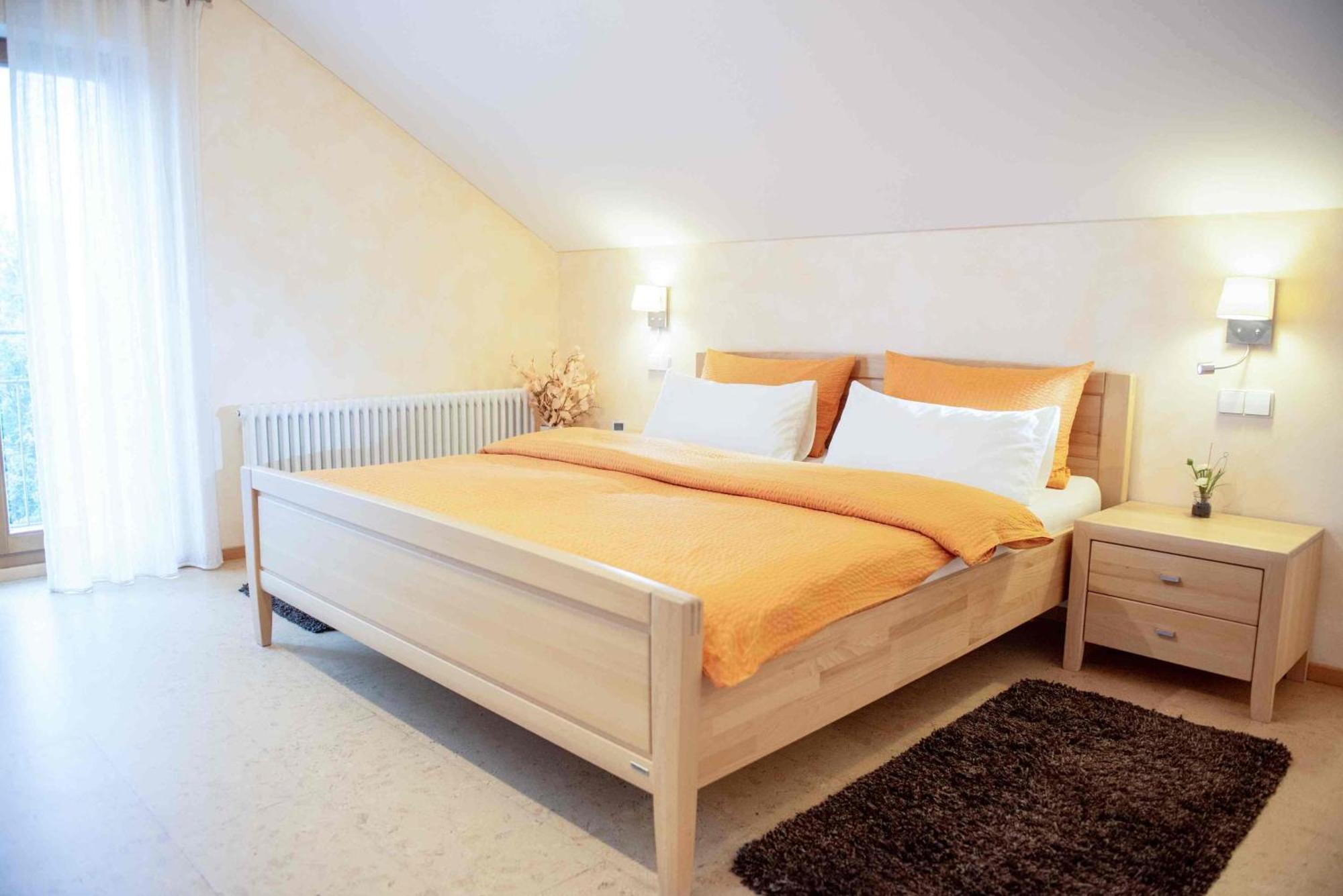 Gaestehaus Am Fuerstweg Heuchelheim-Klingen Zewnętrze zdjęcie