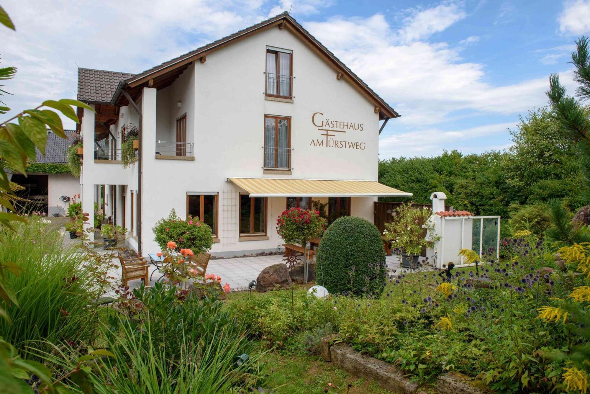 Gaestehaus Am Fuerstweg Heuchelheim-Klingen Zewnętrze zdjęcie
